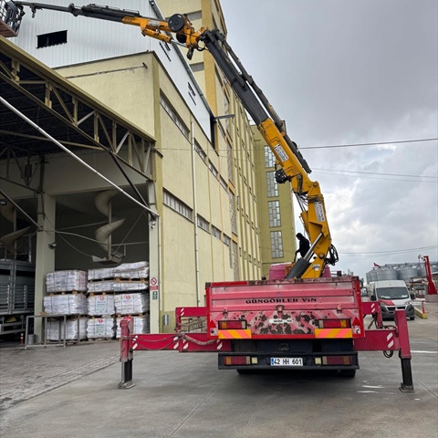 Mobil Vinç Kiralama (10 Ton - 100 Ton)